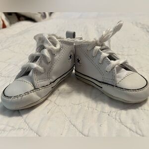 Converse Chuck Taylor Cribster Sneakers